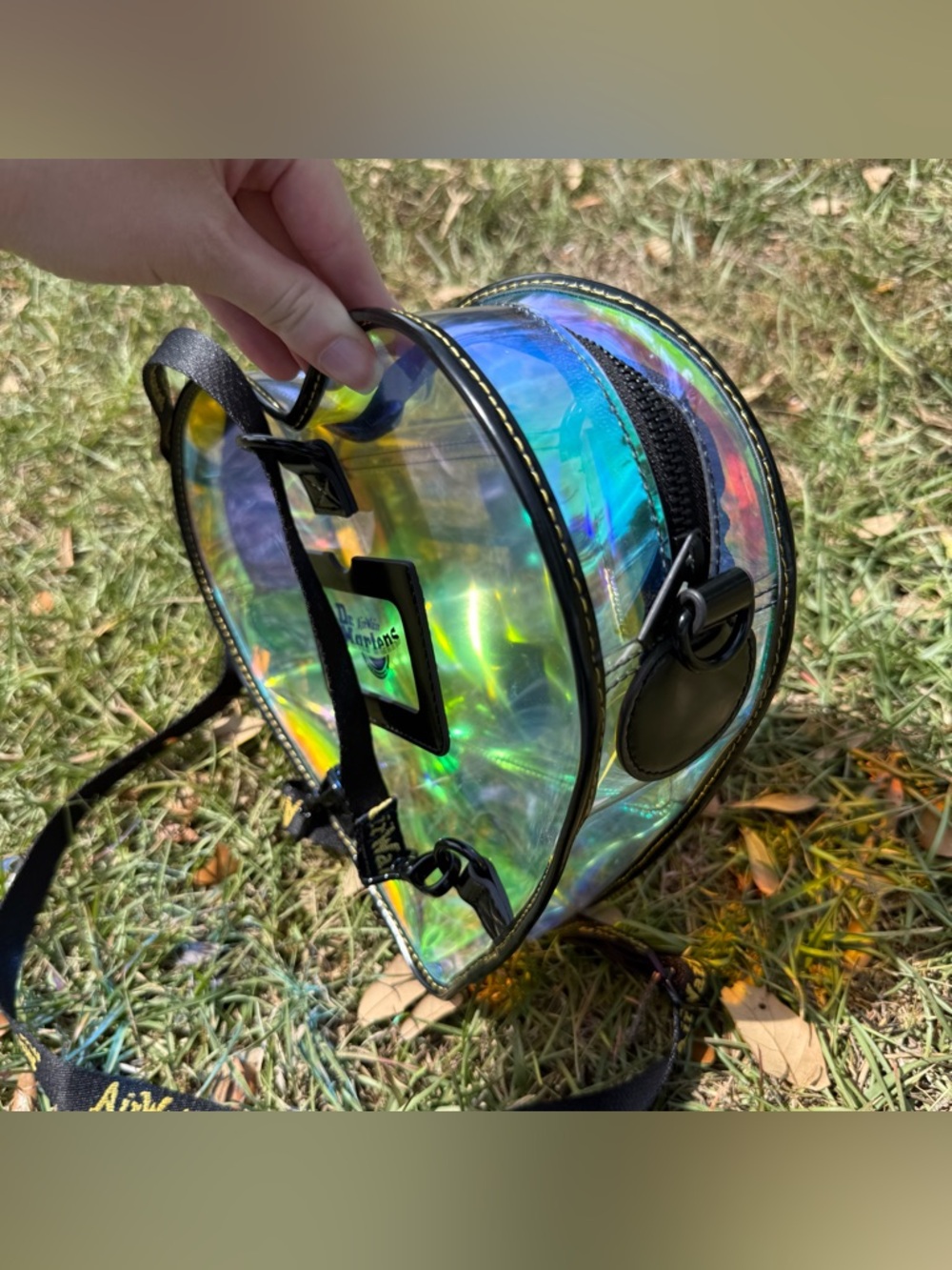 Dr Martens Heart Backpack Holographic Iridescent Mini Bag Y2K Festival New - Picture 4 of 4